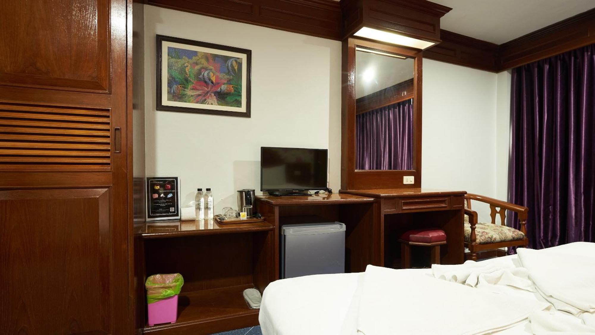 Lime Hotel Patong Habitación foto