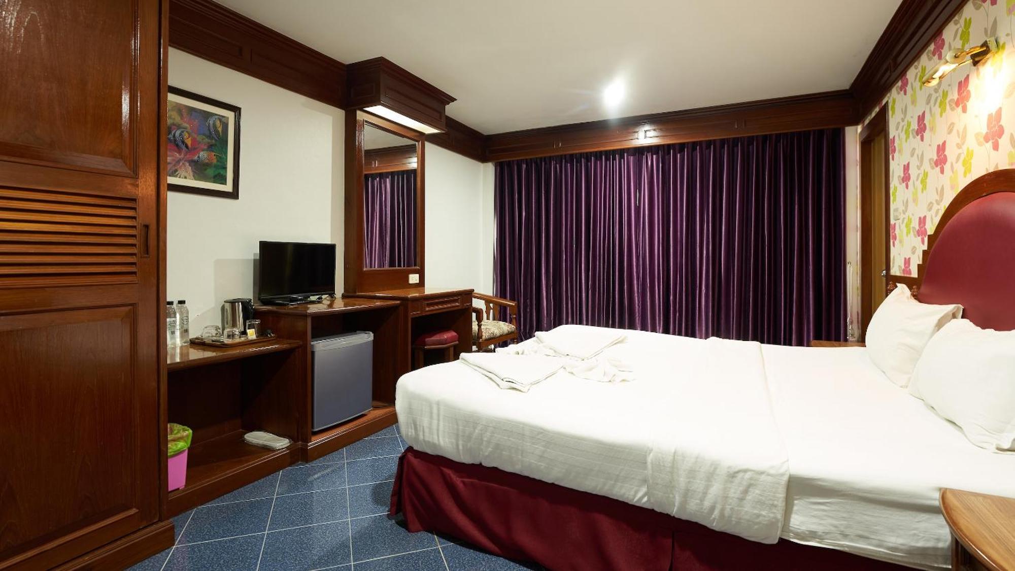 Lime Hotel Patong Habitación foto