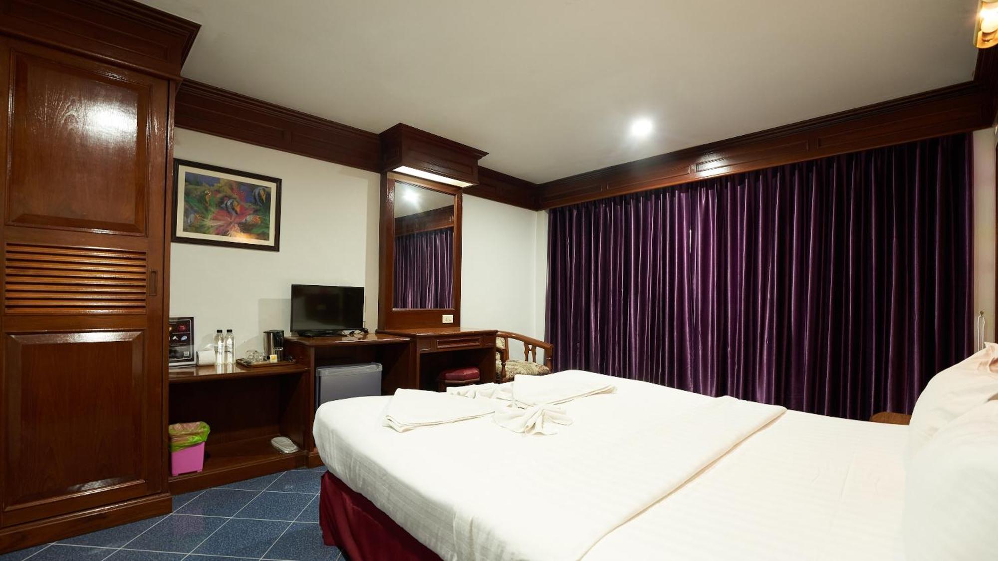 Lime Hotel Patong Habitación foto