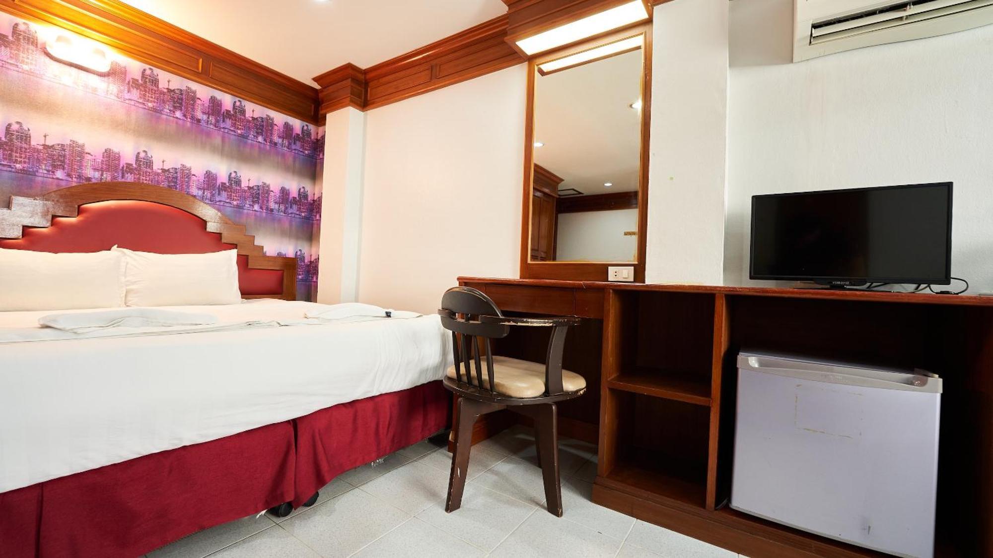 Lime Hotel Patong Habitación foto