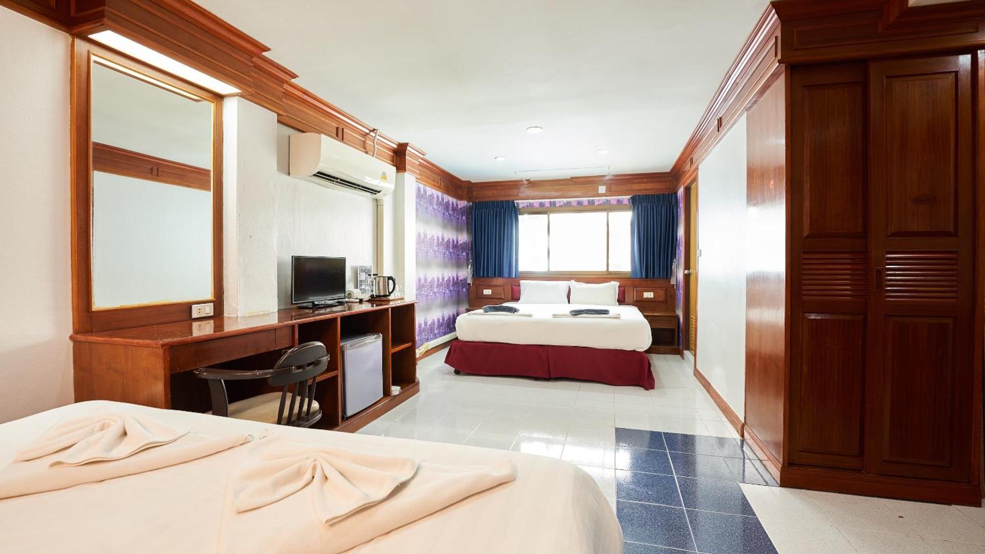 Lime Hotel Patong Habitación foto