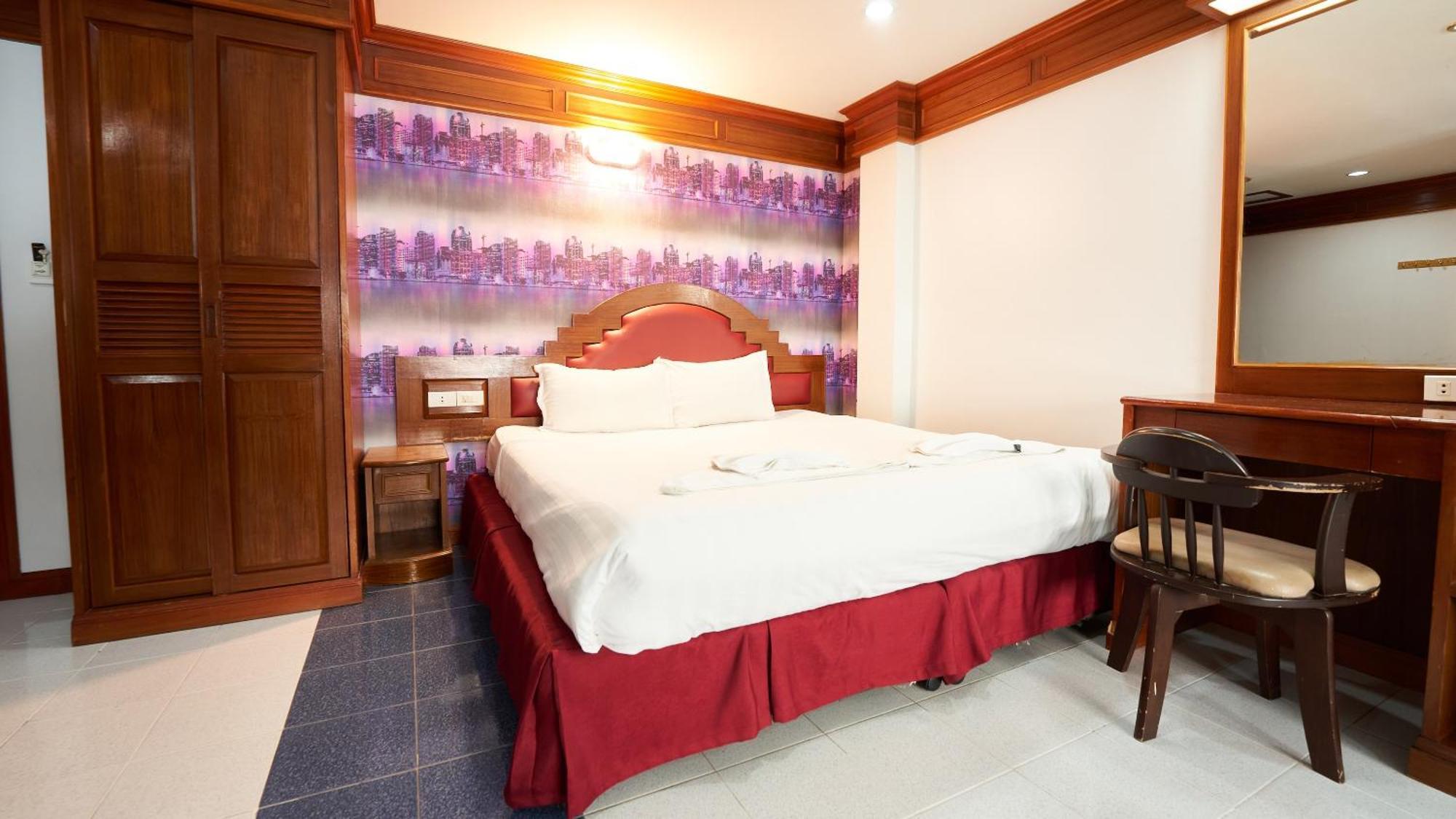 Lime Hotel Patong Habitación foto