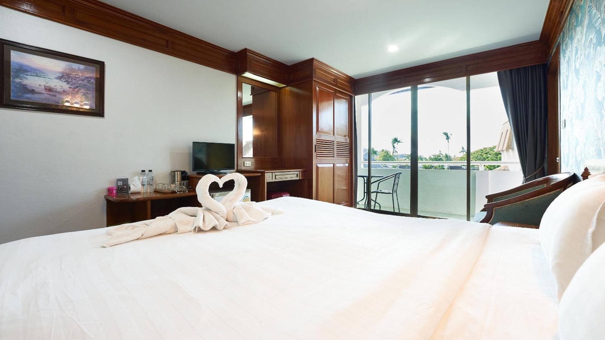 Lime Hotel Patong Habitación foto