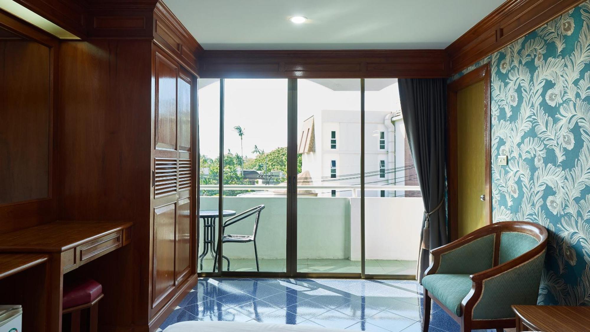 Lime Hotel Patong Habitación foto
