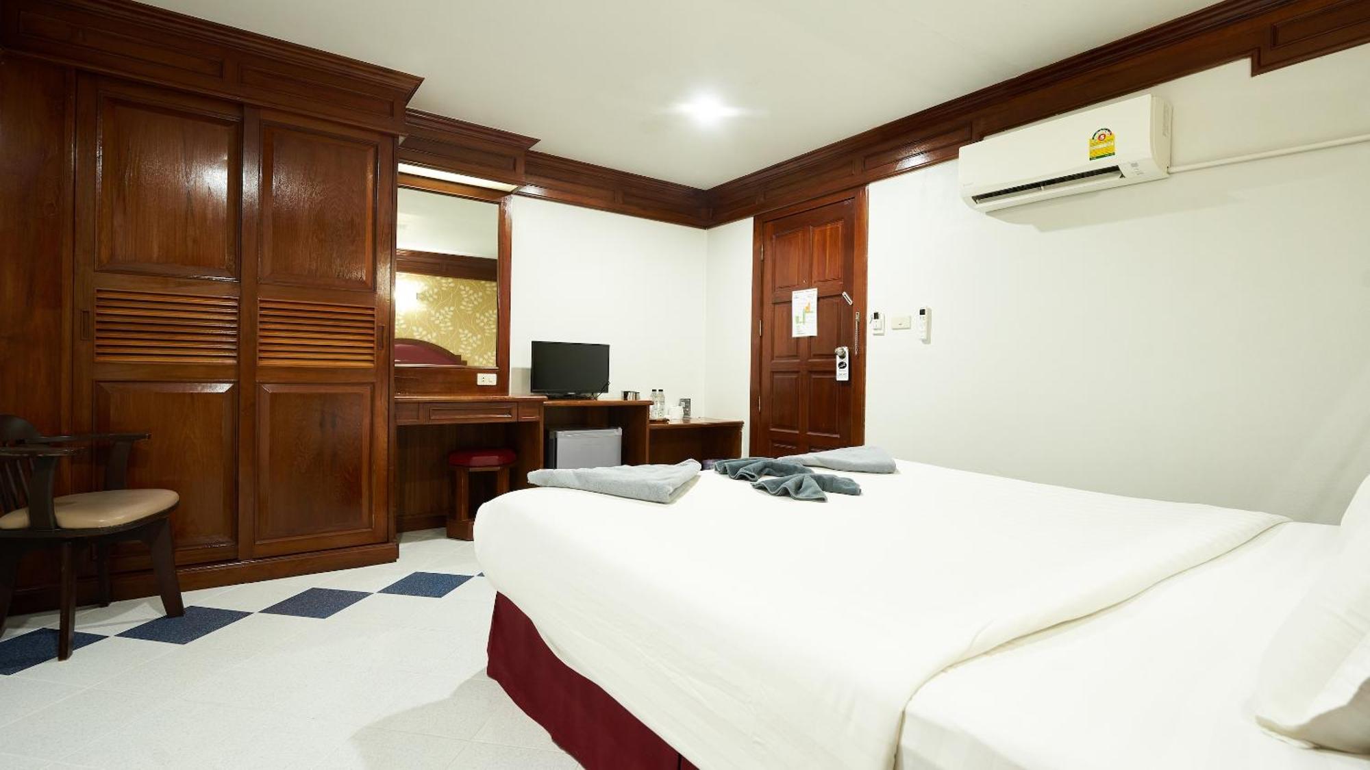 Lime Hotel Patong Habitación foto